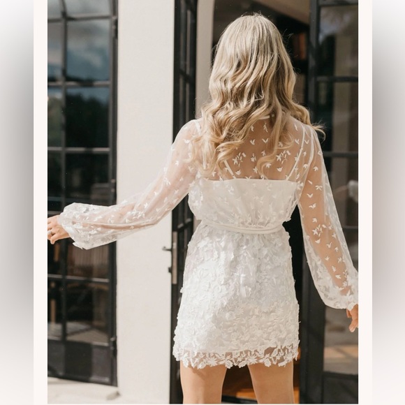 Le Rose Stories Maya Lace Bridal Robe and Slip - size S/M NWT - Picture 2 of 4